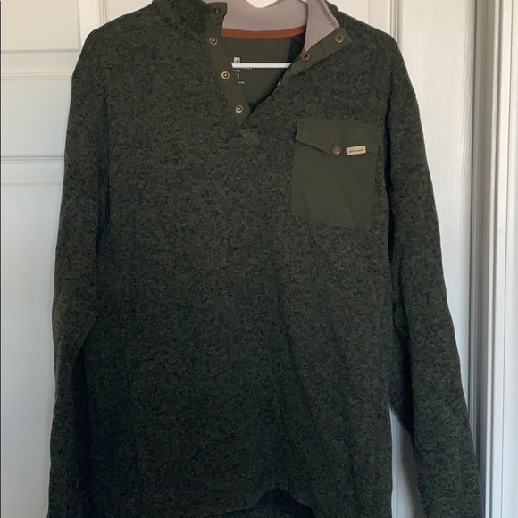 Green sweater - Picture 1 of 3